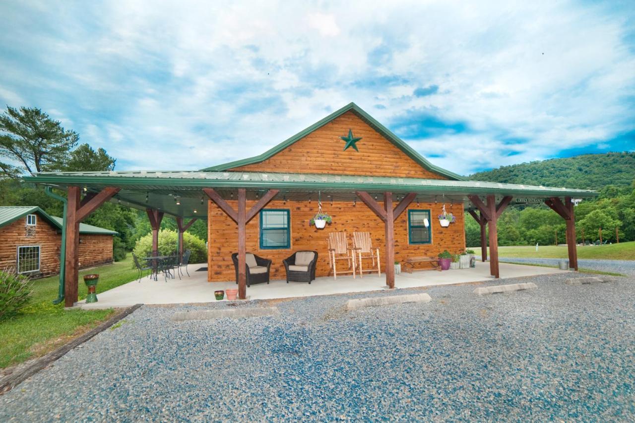 7Cs Lodging Flintstone エクステリア 写真
